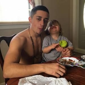 Meet your Posher, Dennis